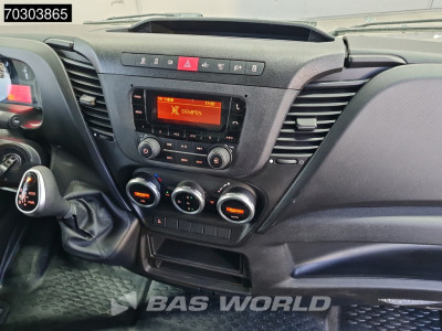 Iveco Daily 35C12 Laadklep Automaat Zijdeur Dubbellucht Bakwagen Airco Cruise Euro6 Meubelbak Koffer Airco Cruise control foto 15