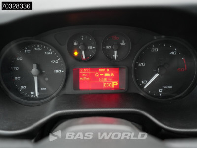 Iveco Daily 35C14 Automaat Dubbellucht Kipper met Kist 3,5t Trekhaak Airco Cruise Euro6 Tipper Benne Kieper Airco Trekhaak Cruise control 19