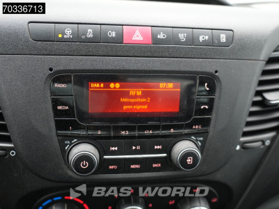 Iveco Daily 35C14 Automaat Dubbellucht Open Laadbak met Kist 3,5t Trekhaak Airco Cruise Euro6 Open Box Pritsche Pickup Airco Trekhaak Cruise control foto 15