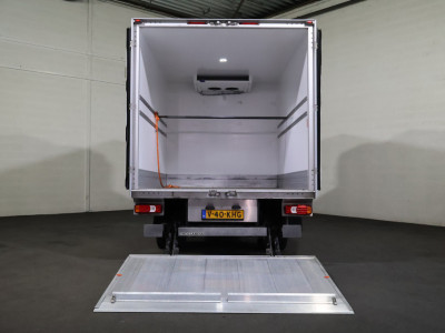 Iveco Daily 35C14 Automaat Koelwagen Bakwagen met Laadklep foto 3