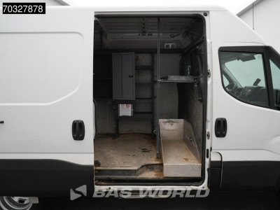Iveco Daily 35C14 Dubbellucht L2H2 3,5t Trekhaak Airco Cruise Camera Werkplaatsinrichting Euro6 L2 Airco Trekhaak Cruise control 9