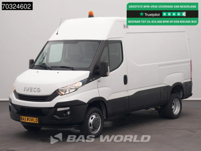 Iveco Daily 35C14 Euro6 L2H2 Dubbellucht 3.5t trekhaak Camera Airco Cruise Airco Trekhaak Cruise control