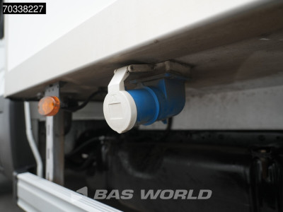 Iveco Daily 35C14 Koelwagen Vriezer Thermo King V-500-MAX 230v Stekker Euro6 Bakwagen Gekoeld Koel Koeler Kühl Kühler Kühlwagen Kühlkoffer Vries Vriezer Vrieswagen Frigo Bakwagen Cruise control foto 8