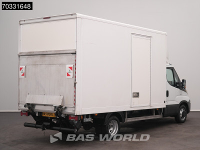 Iveco Daily 35C15 3.0L Euro6 Laadklep 2x Zijdeur 3,5t Trekhaak Dubbellucht Bakwagen Airco Cruise Meubelbak Koffer Mobekoffer LBW Tail Lift Airco Trekhaak Cruise control foto 2