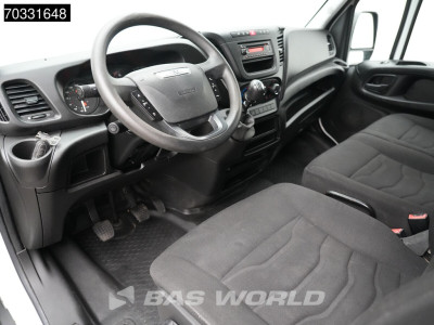 Iveco Daily 35C15 3.0L Euro6 Laadklep 2x Zijdeur 3,5t Trekhaak Dubbellucht Bakwagen Airco Cruise Meubelbak Koffer Mobekoffer LBW Tail Lift Airco Trekhaak Cruise control foto 3