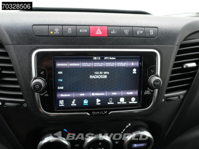 Iveco Daily 35C16 3.0L Automaat Laadklep Zijdeur Dubbellucht Bakwagen Airco Cruise Camera DHollandia Euro6 Meubelbak Koffer Airco Cruise control 16