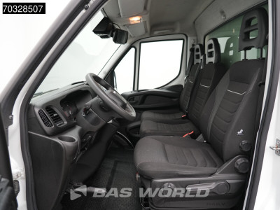 Iveco Daily 35C16 3.0L Automaat Laadklep Zijdeur Dubbellucht Bakwagen Airco Cruise Camera DHollandia Euro6 Meubelbak Koffer Mobelkoffer LBW Tail Lift Airco Cruise control 13