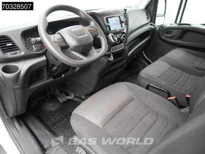 Iveco Daily 35C16 3.0L Automaat Laadklep Zijdeur Dubbellucht Bakwagen Airco Cruise Camera DHollandia Euro6 Meubelbak Koffer Mobelkoffer LBW Tail Lift Airco Cruise control 3