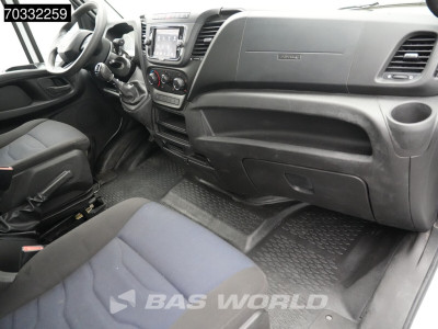 Iveco Daily 35C16 3.0L Dubbel Cabinbe Navi Kipper Airco Cruise 3,5t Trekgewicht Euro6 Tipper Benne Kieper Airco Trekhaak Cruise control foto 16