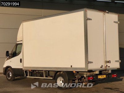 Iveco Daily 35C16 3.0L Dubbellucht Bakwagen Achterdeuren Airco Cruise Camera Euro6 Meubelbak Koffer 20m3 Airco Cruise control foto 2