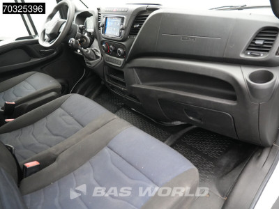 Iveco Daily 35C16 3.0L Kipper Dubbellucht Trekhaak Navi Airco Cruise Euro6 Tipper Benne Kieper Airco Trekhaak Cruise control 12