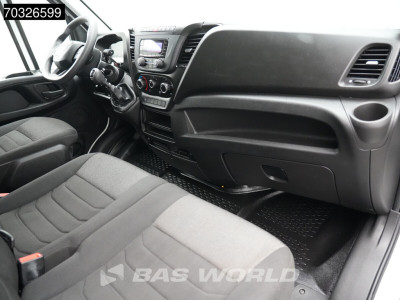 Iveco Daily 35C16 3.0L Laadklep Dubbellucht 160PK Bakwagen Airco Cruise Euro6 Meubelbak Koffer Airco Cruise control 15