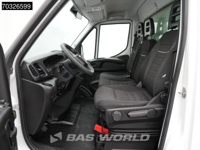 Iveco Daily 35C16 3.0L Laadklep Dubbellucht 160PK Bakwagen Airco Cruise Euro6 Meubelbak Koffer Airco Cruise control 16