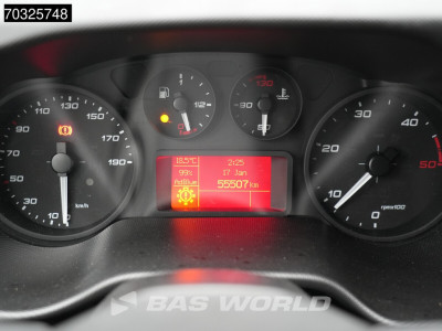 Iveco Daily 35C16 3.0L Laadklep Dubbellucht 160PK Bakwagen Airco Cruise Euro6 Meubelbak Koffer Airco Cruise control 20
