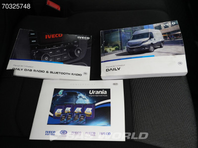 Iveco Daily 35C16 3.0L Laadklep Dubbellucht 160PK Bakwagen Airco Cruise Euro6 Meubelbak Koffer Airco Cruise control 21