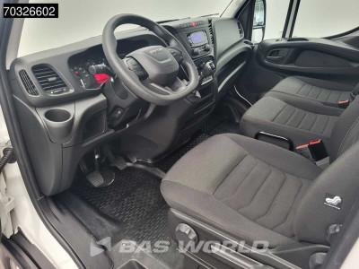 Iveco Daily 35C16 3.0L Laadklep Dubbellucht 160PK Bakwagen Airco Cruise Euro6 Meubelbak Koffer Airco Cruise control foto 3
