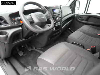 Iveco Daily 35C16 3.0L Laadklep Dubbellucht 160PK Bakwagen Airco Cruise Euro6 Meubelbak Koffer Airco Cruise control 3