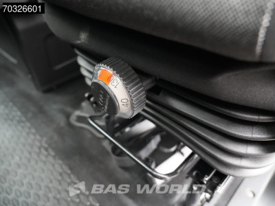Iveco Daily 35C16 3.0L Laadklep Dubbellucht Bakwagen 160PK Meubelbak Airco Cruise Euro6 Meubelbak Koffer Airco Cruise control 18