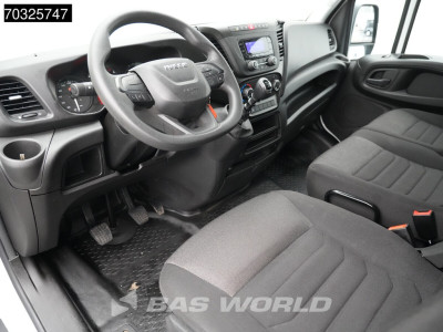 Iveco Daily 35C16 3.0L Laadklep Dubbellucht Bakwagen 160PK Meubelbak Airco Cruise Euro6 Meubelbak Koffer Airco Cruise control 3