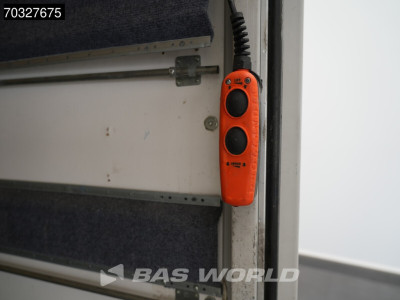 Iveco Daily 35C16 3.0L Laadklep NEW MODEL Dubbellucht 160PK Bakwagen Airco Cruise Camera CarPlay Euro6 Meubelbak Koffer Airco Cruise control foto 10