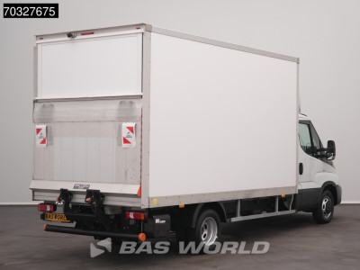 Iveco Daily 35C16 3.0L Laadklep NEW MODEL Dubbellucht 160PK Bakwagen Airco Cruise Camera CarPlay Euro6 Meubelbak Koffer Airco Cruise control foto 2