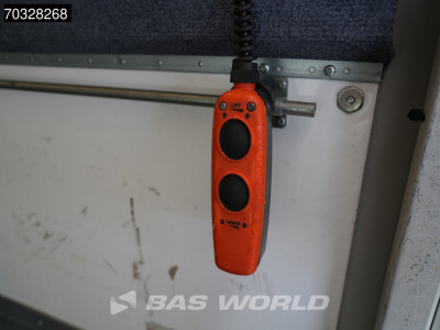 Iveco Daily 35C16 3.0L Laadklep NEW MODEL Dubbellucht 160PK Bakwagen Airco Cruise DHollandia Euro6 Meubelbak Koffer Airco Cruise control 10