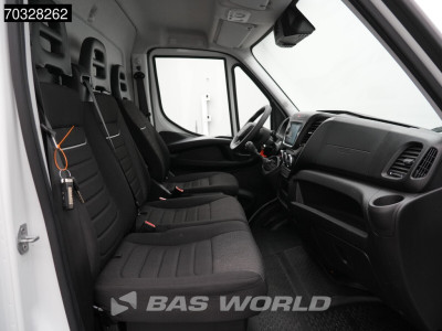 Iveco Daily 35C16 3.0L Laadklep NEW MODEL Dubbellucht 160PK Bakwagen Airco Cruise DHollandia Euro6 Meubelbak Koffer Airco Cruise control 15