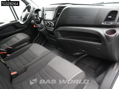 Iveco Daily 35C16 3.0L Laadklep NEW MODEL Dubbellucht 160PK Bakwagen Airco Cruise Euro6 Meubelbak Koffer Airco Cruise control 10