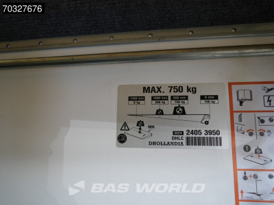 Iveco Daily 35C16 3.0L Laadklep NEW MODEL Dubbellucht 160PK Bakwagen Airco Cruise Euro6 Meubelbak Koffer Airco Cruise control 12