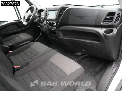 Iveco Daily 35C16 3.0L Laadklep NEW MODEL Dubbellucht 160PK Bakwagen Airco Cruise Euro6 Meubelbak Koffer Airco Cruise control 16