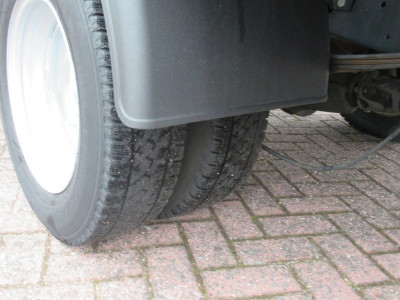 Iveco Daily 35C16 Bak+Klep Automaat Laadklep Airco Camera foto 9