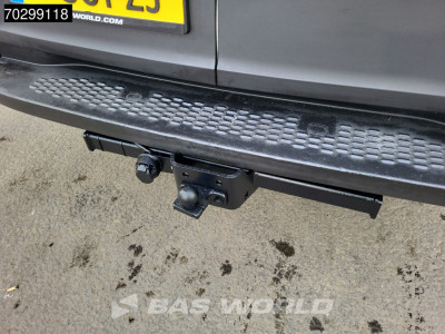 Iveco Daily 35C16 Dubbellucht L2H1 Laag Dak 3,5t Trekhaak 160PK Airco Cruise Camera Werkplaatsinrichting APK 08-2026 Euro6 L2 Airco Trekhaak Cruise control foto 10
