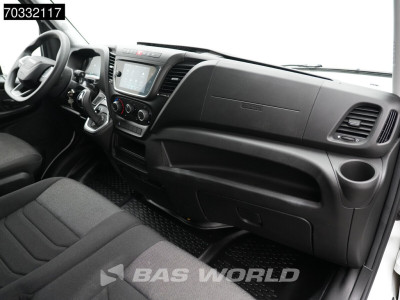 Iveco Daily 35C18 3.0L 1000KG Laadklep Automaat Zijdeur Dubbellucht NL Bakwagen Airco Cruise Camera CarPlay Lat om Lat DHollandia Euro6 Meubelbak Koffer Mobelkoffer LBW Airco Cruise control 15