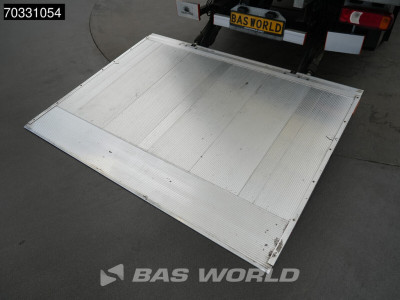 Iveco Daily 35C18 3.0L Automaat 180PK Laadklep Zijdeur Dubbellucht Bakwagen Airco Cruise Camera DHollandia Euro6 Meubelbak Koffer Mobelkoffer LBW Tail Lift Airco Cruise control foto 14