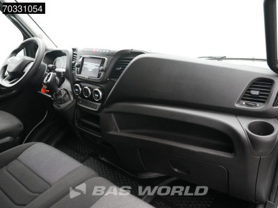 Iveco Daily 35C18 3.0L Automaat 180PK Laadklep Zijdeur Dubbellucht Bakwagen Airco Cruise Camera DHollandia Euro6 Meubelbak Koffer Mobelkoffer LBW Tail Lift Airco Cruise control foto 21