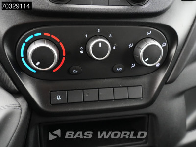 Iveco Daily 35C18 3.0L Automaat Dubbellucht L2H2 3,5t Trekhaak 180PK Airco Cruise Euro6 L2 Airco Trekhaak Cruise control 15