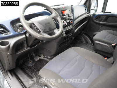 Iveco Daily 35C18 3.0L Automaat Dubbellucht L2H2 3,5t Trekhaak Airco Cruise APK 01-2027 Euro6 L2 Airco Trekhaak Cruise control 3