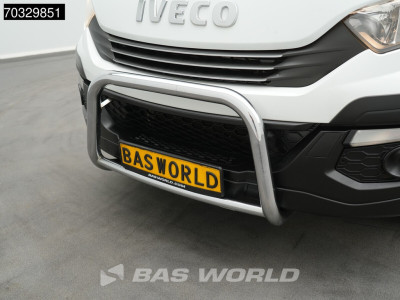Iveco Daily 35C18 3.0L Automaat Dubbellucht L2H2 3,5t Trekhaak Airco Cruise Camera Imperiaal Werkplaatsinrichting Euro6 L2 Airco Trekhaak Cruise control 14