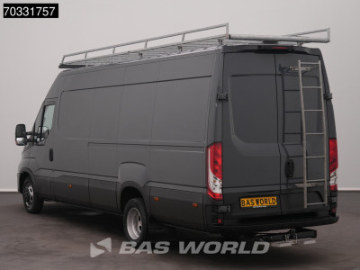 Iveco Daily 35C18 3.0L Automaat L3H2 LED 3,5t Trekhaak Dubbellucht Navi Airco Cruise Camera Parkeersensoren Imperiaal Euro6 L3 Airco Trekhaak Cruise control 6