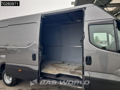 Iveco Daily 35C18 3.0L Automaat L4H2 Dubbellucht Navi Trekhaak Camera ACC L3H2 16m3 Airco Trekhaak foto 7