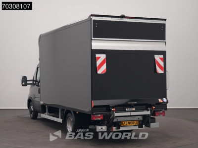 Iveco Daily 35C18 3.0L Automaat Laadklep Dubbellucht Bakwagen ACC Airco Camera CarPlay Euro6 Meubelbak Koffer Möbelkoffer LBW Airco foto 6