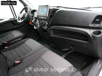 Iveco Daily 35C18 3.0L Automaat Laadklep Dubbellucht Bakwagen Airco Cruise Camera CarPlay Stoelverwarming Euro6 Meubelbak Koffer Mobelkoffer Ladebordwand LBW Tail Lift Airco foto 16