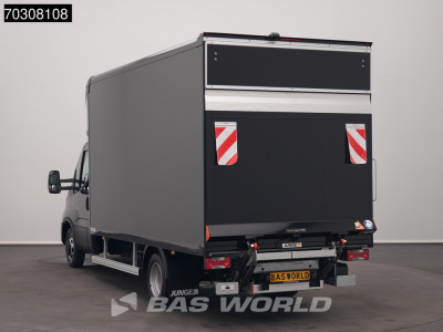 Iveco Daily 35C18 3.0L Automaat Laadklep Dubbellucht Zijdeur 180PK Bakwagen ACC Airco Camera CarPlay Euro6 Meubelbak Koffer Airco 6