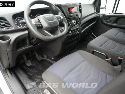 Iveco Daily 35C18 3.0L L2H2 Very nice car! Airco Cruise Trekhaak 3.5t 3520L L2 Airco Trekhaak Cruise control foto 3