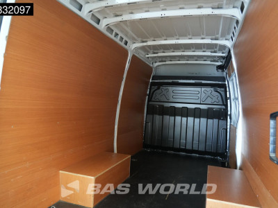 Iveco Daily 35C18 3.0L L2H2 Very nice car! Airco Cruise Trekhaak 3.5t 3520L L2 Airco Trekhaak Cruise control foto 9