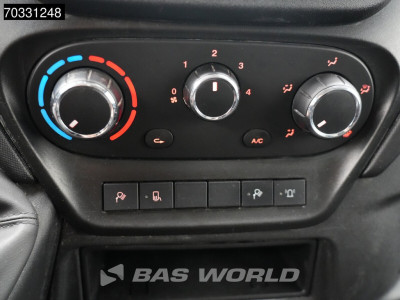 Iveco Daily 35C21 3.0L Automaat 210PK Dubbellucht 3,5t Trekhaak LED Navi Airco Cruise Camera Euro6 L2 Airco Trekhaak Cruise control 15