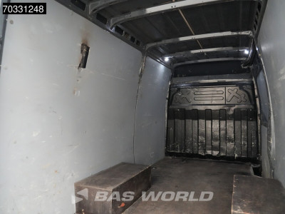 Iveco Daily 35C21 3.0L Automaat 210PK Dubbellucht 3,5t Trekhaak LED Navi Airco Cruise Camera Euro6 L2 Airco Trekhaak Cruise control 9