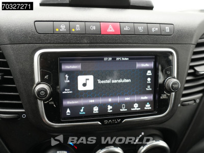 Iveco Daily 35C21 3.0L Automaat Dubbel Cabine Dubbellucht 3,5t Trekhaak Navi Airco Cruise Euro6 DC Tipper Benne Kieper Airco Trekhaak Cruise control 17