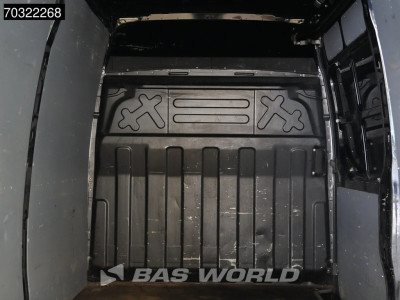 Iveco Daily 35C21 3.0L Automaat Dubbellucht L2H2 3,5t Trekhaak 210PK Airco Cruise Euro6 L2 Airco Trekhaak Cruise control 10