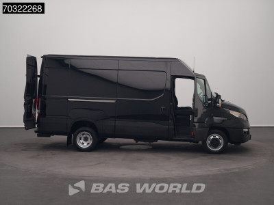 Iveco Daily 35C21 3.0L Automaat Dubbellucht L2H2 3,5t Trekhaak 210PK Airco Cruise Euro6 L2 Airco Trekhaak Cruise control 7